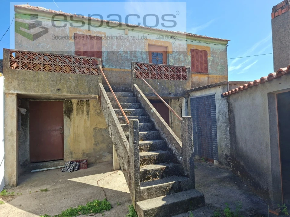 Moradia T3 para Venda em Vale de Prazeres e Mata da Rainha Foto 1