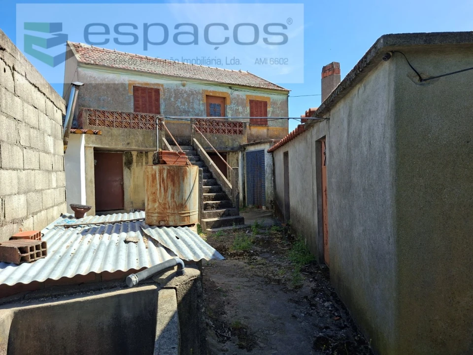 Moradia T3 para Venda em Vale de Prazeres e Mata da Rainha Foto 3