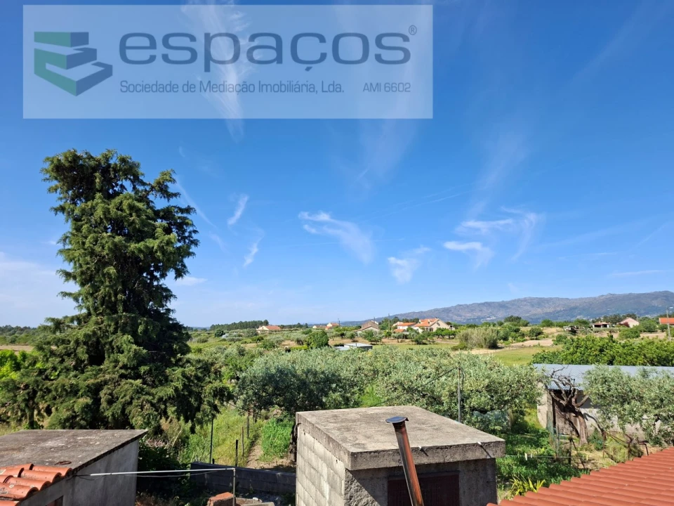 Moradia T3 para Venda em Vale de Prazeres e Mata da Rainha Foto 4