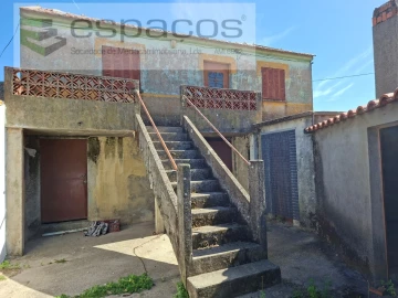 Moradia T3 para Venda em Vale de Prazeres e Mata da Rainha