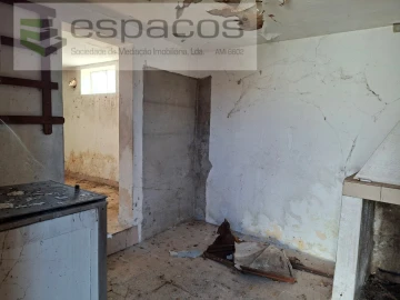 Moradia T3 para Venda em Vale de Prazeres e Mata da Rainha