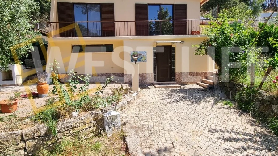Moradia T2 para Venda em Malveira e São Miguel de Alcainça