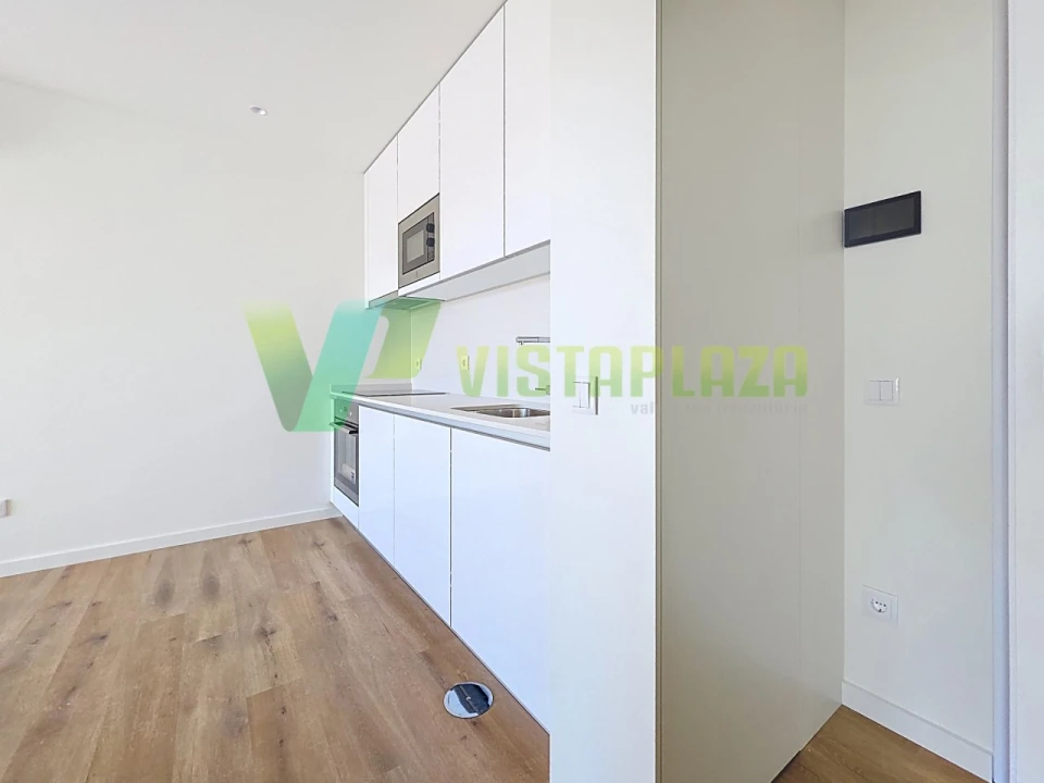 Apartamento T1 para Venda em Portimão Foto 8