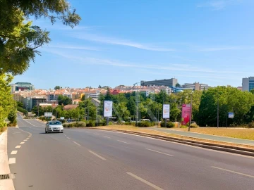 Apartamento T4 para Venda em Avenidas Novas