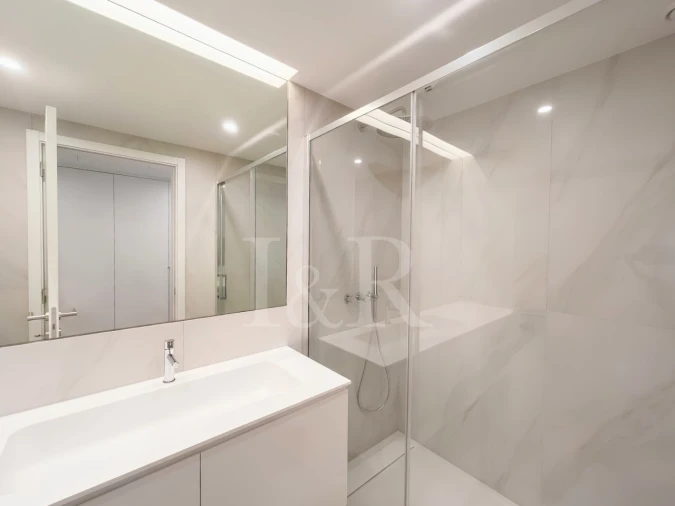 Apartamento T4 para Venda em Avenidas Novas Foto 26