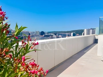 Apartamento T4 para Venda em Avenidas Novas