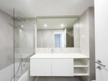 Apartamento T4 para Venda em Avenidas Novas