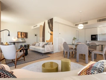 Apartamento T4 para Venda em Avenidas Novas