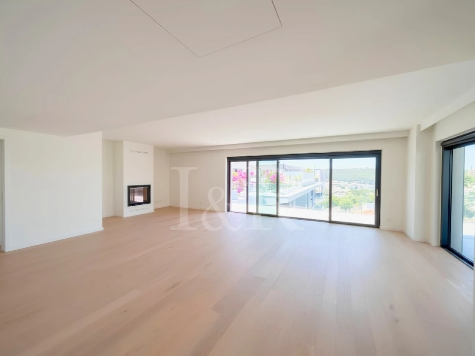 Apartamento T4 para Venda em Avenidas Novas Foto 4