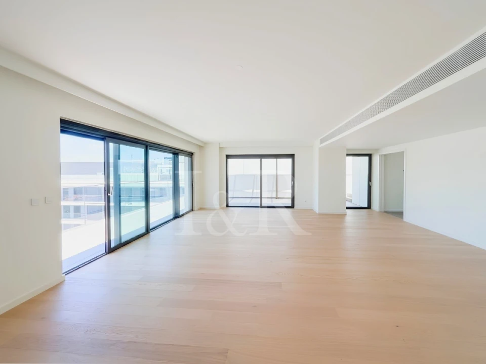 Apartamento T4 para Venda em Avenidas Novas Foto 6