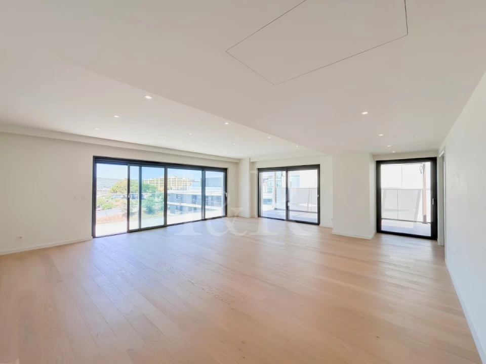 Apartamento T4 para Venda em Avenidas Novas Foto 7