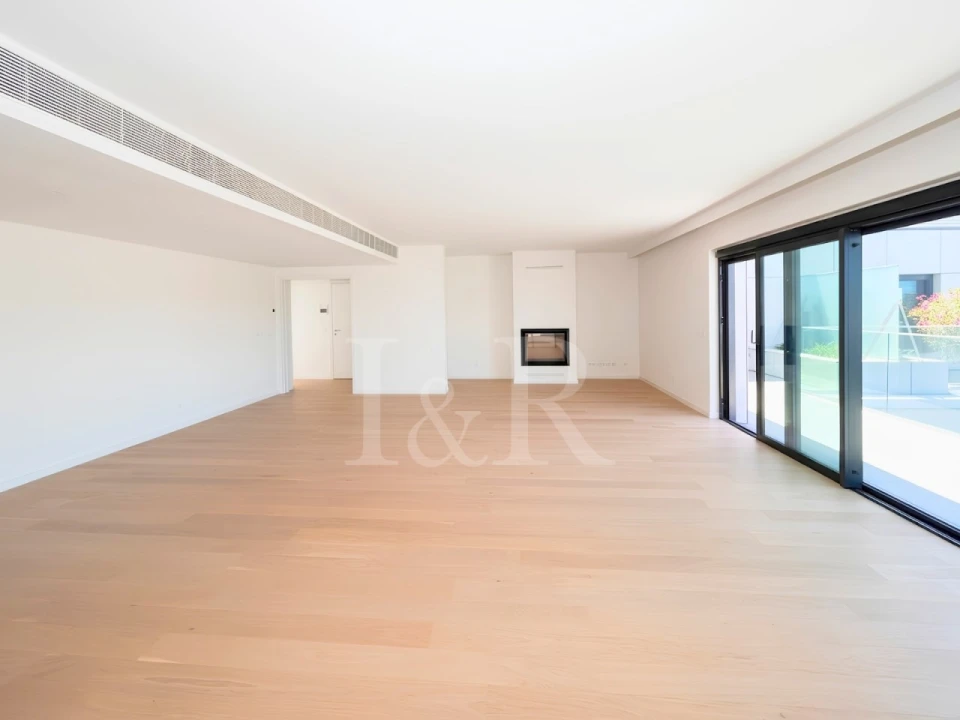 Apartamento T4 para Venda em Avenidas Novas Foto 8