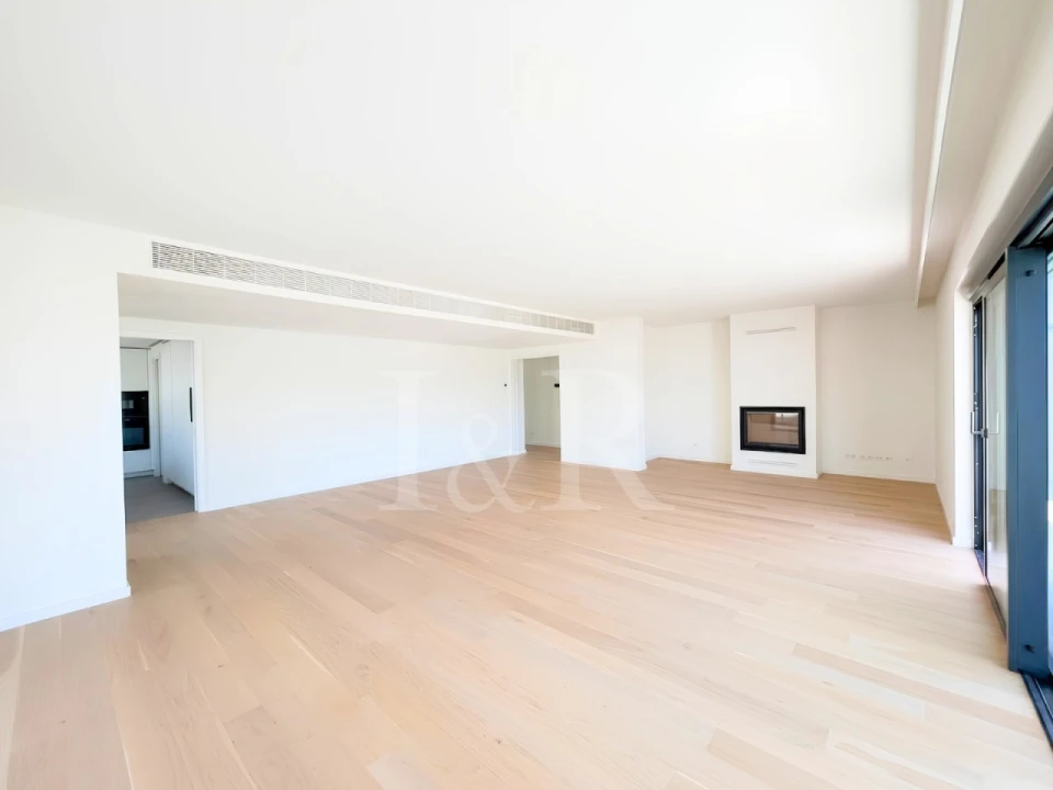 Apartamento T4 para Venda em Avenidas Novas Foto 9