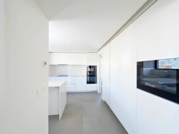 Apartamento T4 para Venda em Avenidas Novas