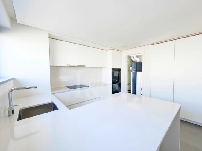 Apartamento T4 para Venda em Avenidas Novas Foto 13