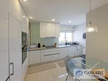 Apartamento T3 para Venda em Santa Maria Maior e Monserrate e Meadela