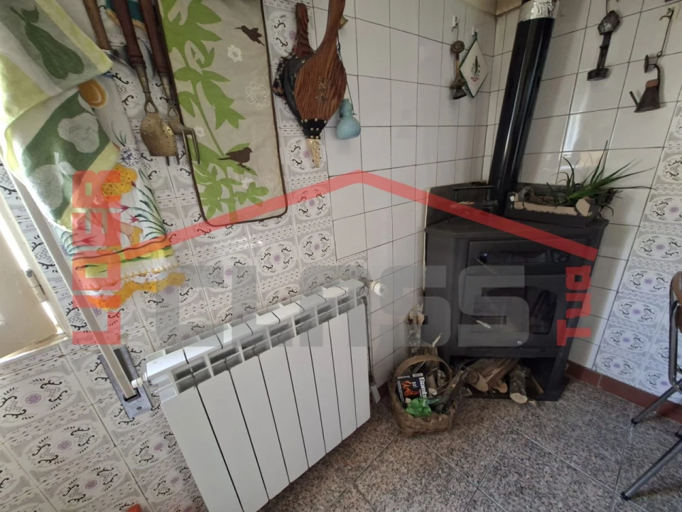Moradia T3 para Venda em Candoso e Carvalho de Egas Foto 5
