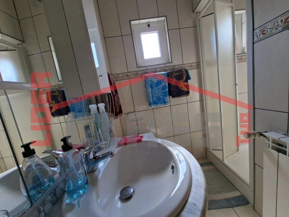 Moradia T3 para Venda em Candoso e Carvalho de Egas Foto 14