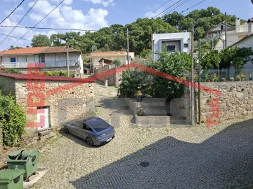 Moradia T3 para Venda em Candoso e Carvalho de Egas