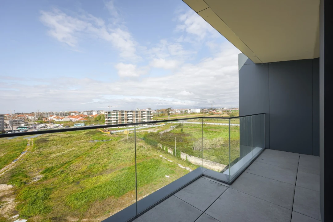 Apartamento T3 para Venda em Glória e Vera Cruz Foto 25