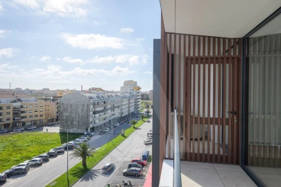 Apartamento T3 para Venda em Glória e Vera Cruz