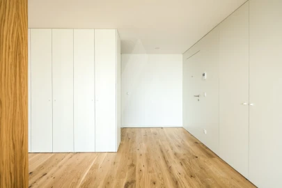 Apartamento T3 para Venda em Glória e Vera Cruz