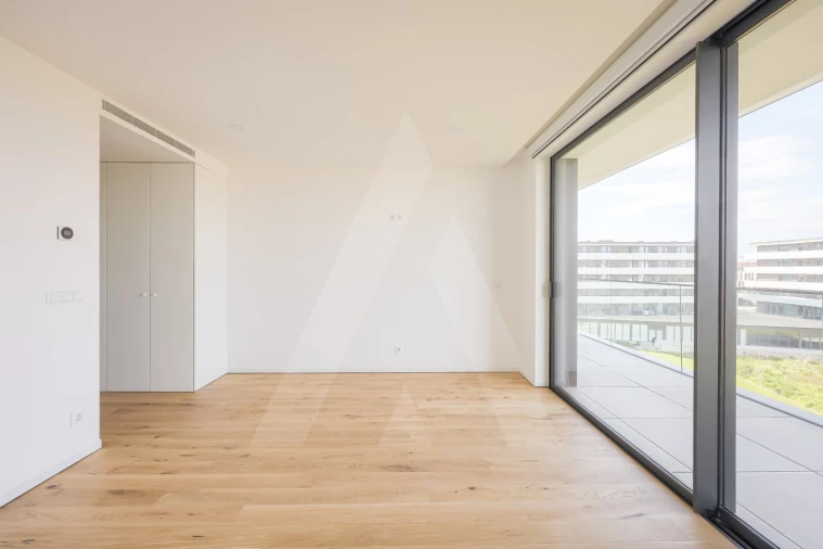 Apartamento T3 para Venda em Glória e Vera Cruz Foto 33