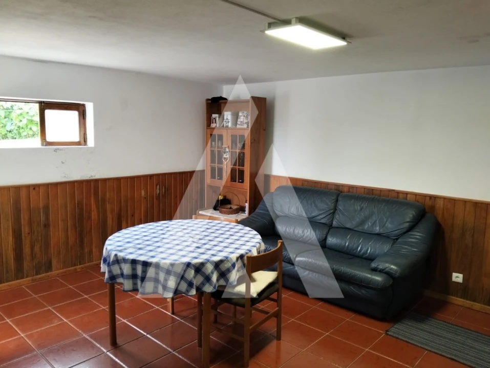 Moradia T4 para Venda em Bravães Foto 24