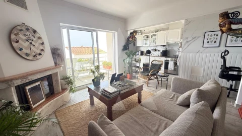 Apartamento T2 para Venda em Albufeira e Olhos de Água
