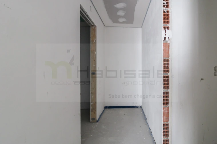 Apartamento T3 para Venda em Póvoa de Santo Adrião e Olival Basto Foto 28