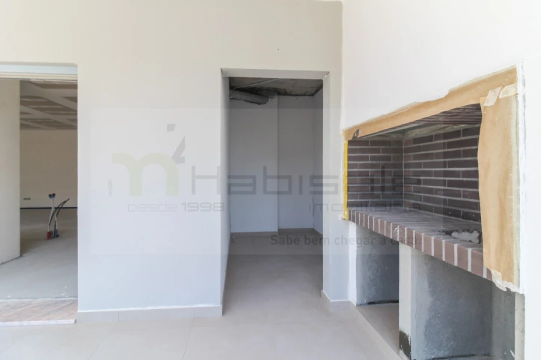 Apartamento T2 para Venda em Póvoa de Santo Adrião e Olival Basto Foto 17