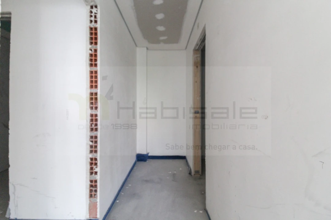 Apartamento T2 para Venda em Póvoa de Santo Adrião e Olival Basto Foto 22