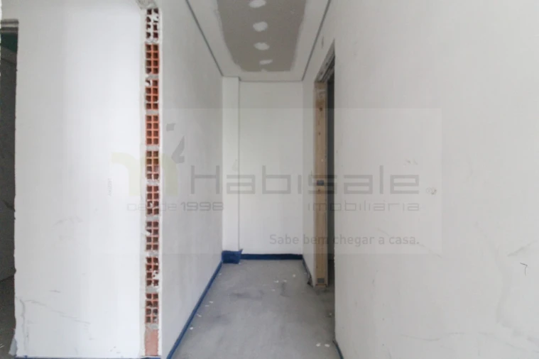 Apartamento T2 para Venda em Póvoa de Santo Adrião e Olival Basto Foto 22