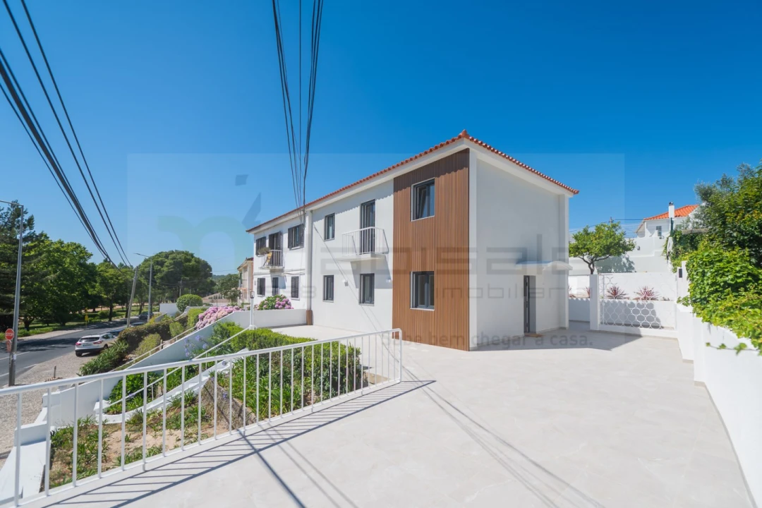 Moradia T3 para Venda em Queluz e Belas Foto 6