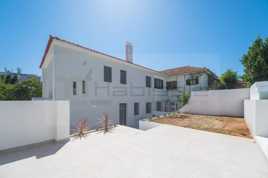 Moradia T3 para Venda em Queluz e Belas Foto 13