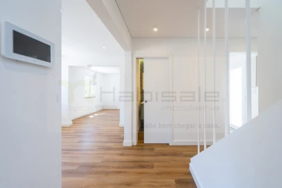 Moradia T3 para Venda em Queluz e Belas