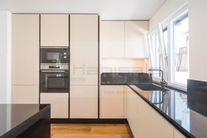 Moradia T3 para Venda em Queluz e Belas