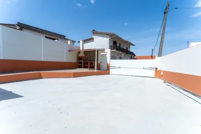 Moradia T3 para Venda em Benedita