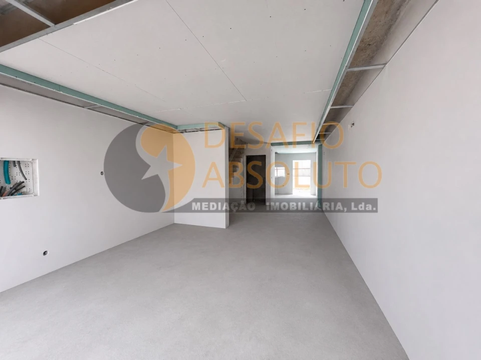 Moradia T3 para Venda em Quinta do Conde Foto 3