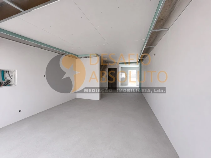 Moradia T3 para Venda em Quinta do Conde Foto 3