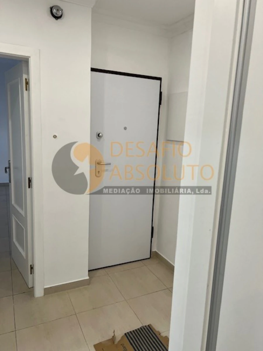 Apartamento T2 para Venda em Seixal, Arrentela e Aldeia de Paio Pires Foto 3
