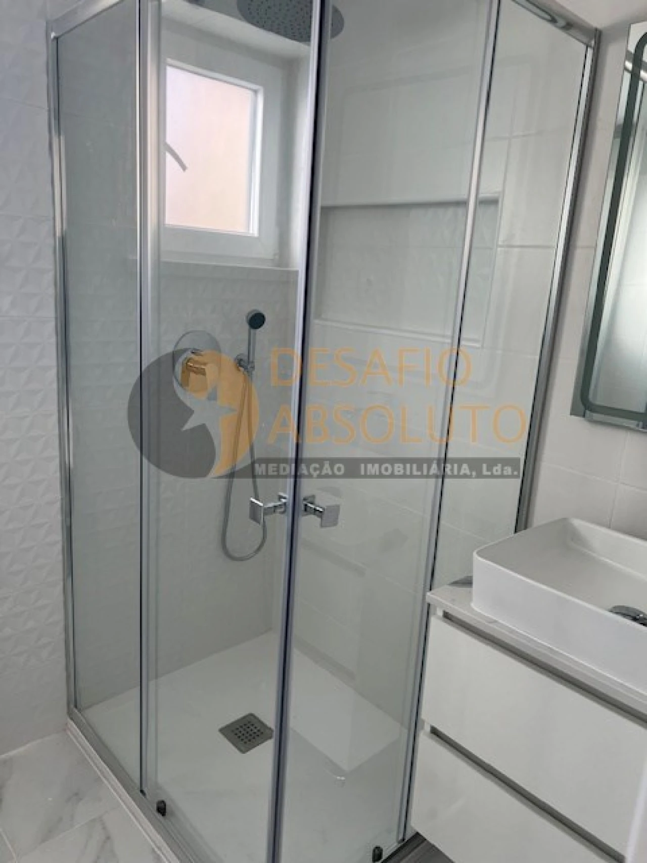 Apartamento T2 para Venda em Corroios Foto 5