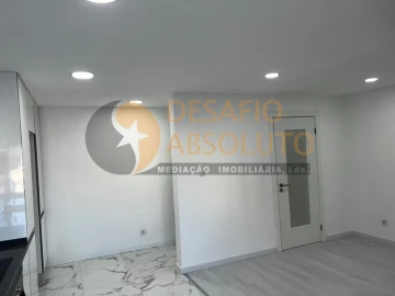 Apartamento T2 para Venda em Corroios