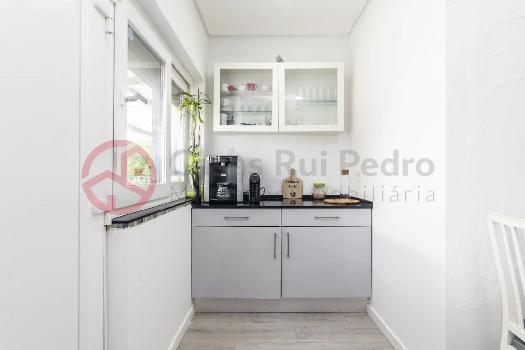 Moradia T4 para Venda em Santo Antonio da Charneca Foto 25
