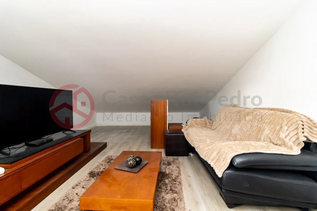 Moradia T4 para Venda em Santo Antonio da Charneca Foto 54