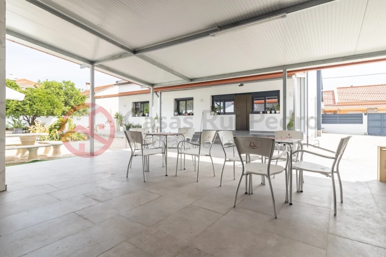 Moradia T4 para Venda em Santo Antonio da Charneca Foto 66