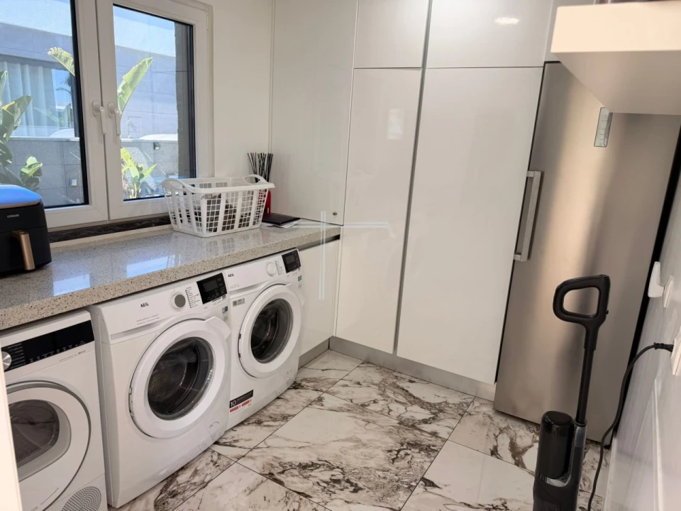 Moradia T4 para Venda em Charneca de Caparica e Sobreda Foto 21