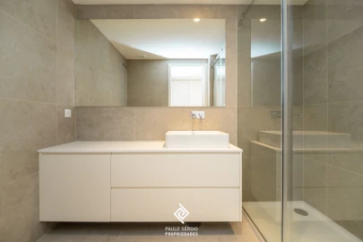 Apartamento T2 para Venda em Arcozelo