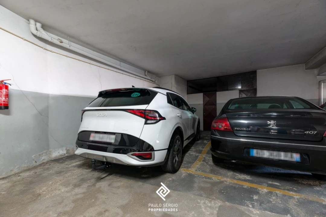 Apartamento T2 para Arrendamento em São Felix da Marinha Foto 19