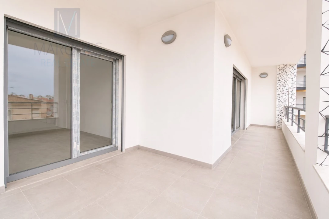Apartamento T2 para Venda em Seixal, Arrentela e Aldeia de Paio Pires Foto 2